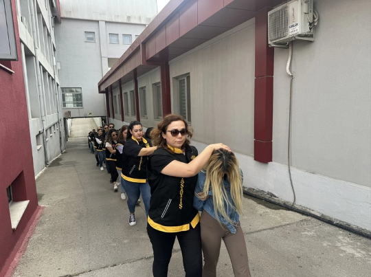 Foto - Uygunsuz fotoğraflarla dolandırıcılık rezaleti! Masum küçük çocukları kullanıyorlardı