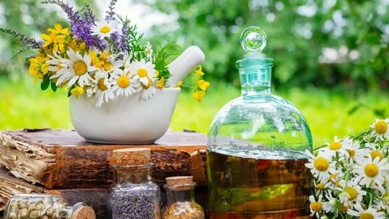 Foto - Uykudan önce bunu ayağına sık, uyanınca yeniden doğmuş gibi hissedeceksin! 