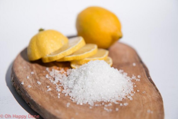 Foto - Uyurken yanı başınıza limonu bölüp içine tuz koyun! Böylesi yok...