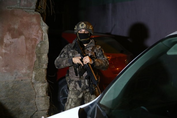 Foto - Uyuşturucu satıcılarına yönelik operasyon yapıldı