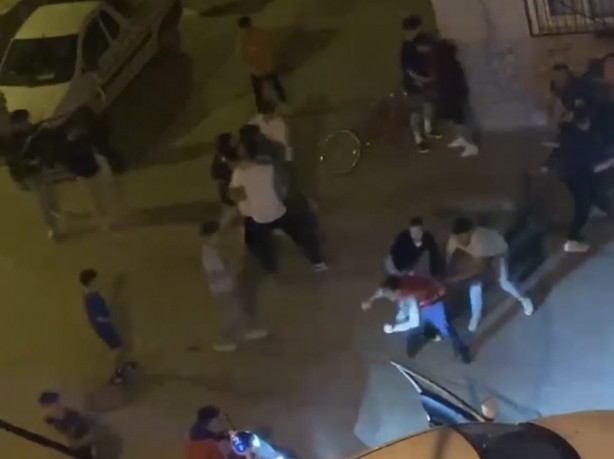 Foto - Uyuşturucu taciri olduğu iddia edilen şahsa meydan dayağı!