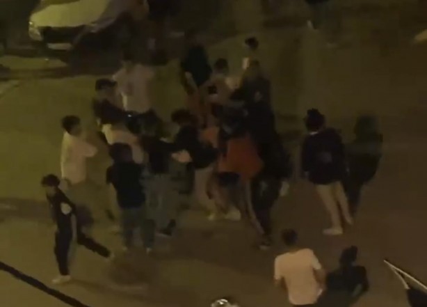 Foto - Uyuşturucu taciri olduğu iddia edilen şahsa meydan dayağı!