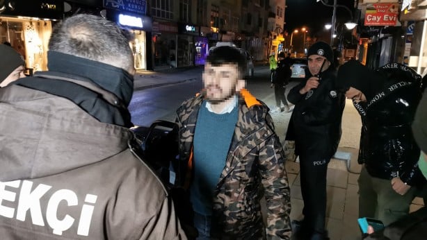 Foto - Uyuşturucuyla yakalanan gençten 'pes' dedirten savunma!