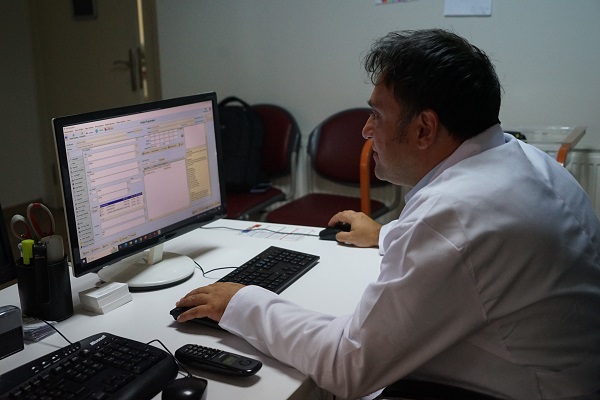 Foto - Uzağı görmekte zorlanıyor musunuz? Belki de o hastalığa yakalanmış olabilirsiniz