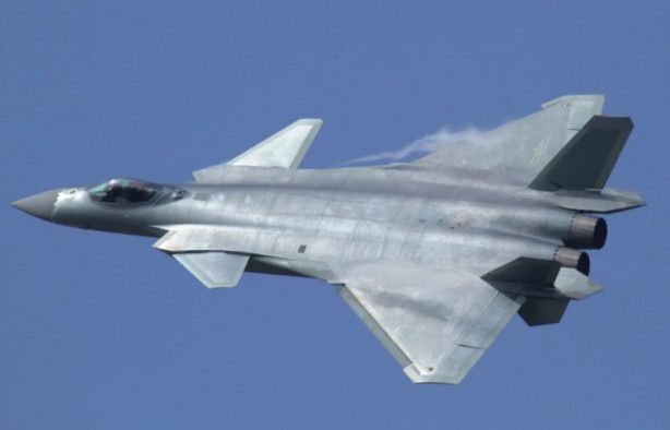 Foto - Uzak Doğu güç göstergesi! Çin sessiz sedasız J-20 konuşlandırdı