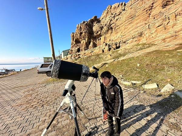 Foto - Uzayseverler teleskopla güneşi gözlemledi