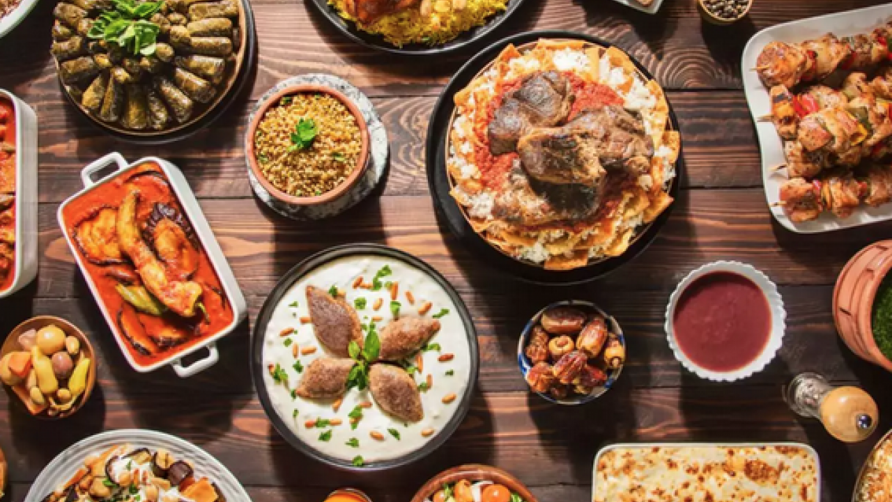 Uzman Diyetisyen uyardı: Bu besinlerden uzak durun! Bayram sonrasına dikkat