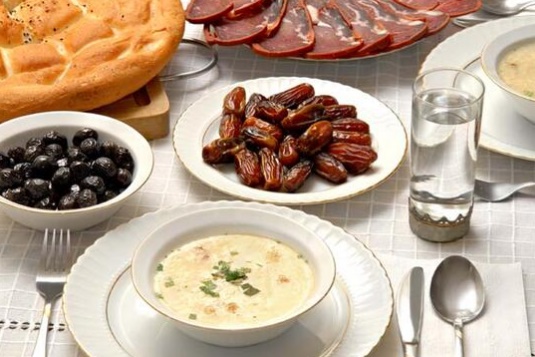 Foto - Uzman isim açıkladı! İşte Ramazan'da kilo almamak için 10 altın kural