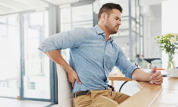 Foto - Uzman isim formülü verdi! Bel ve bacak ağrısına 1 dakikada çözüm