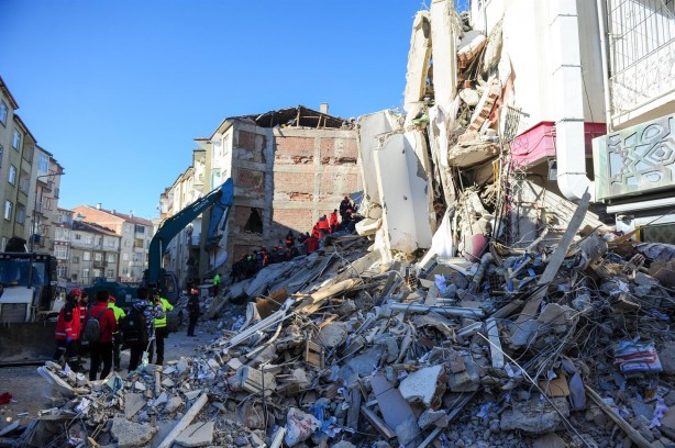 Foto - Uzman isim depremin gerçek şiddetini güncelledi! Deprem sırasındaki gürültünün sebebi bakın neymiş