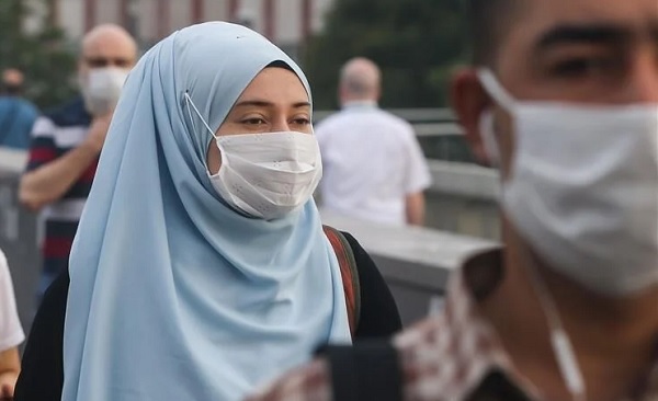 Uzman isimden uyarı! ‘Maskesiz çıkmayın’