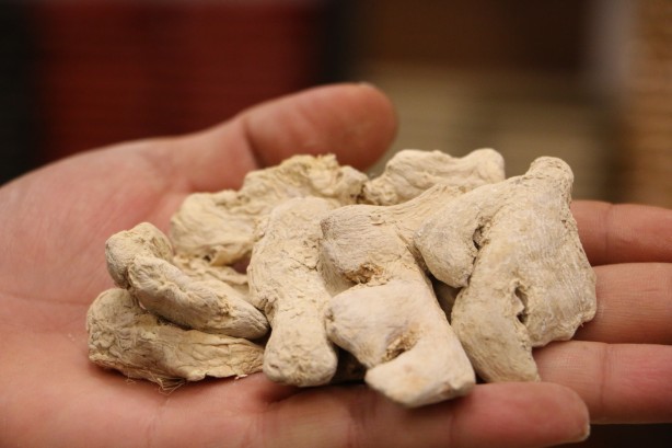 Uzman üstüne basa basa uyardı! Zencefili bu kişiler kullanmasın