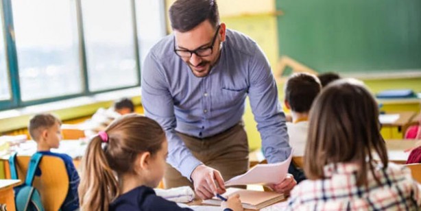 Foto - Uzman ve başöğretmenlik eğitim programı başvurusu başladı mı? Uzman öğretmen başöğretmen maaşları ne kadar?