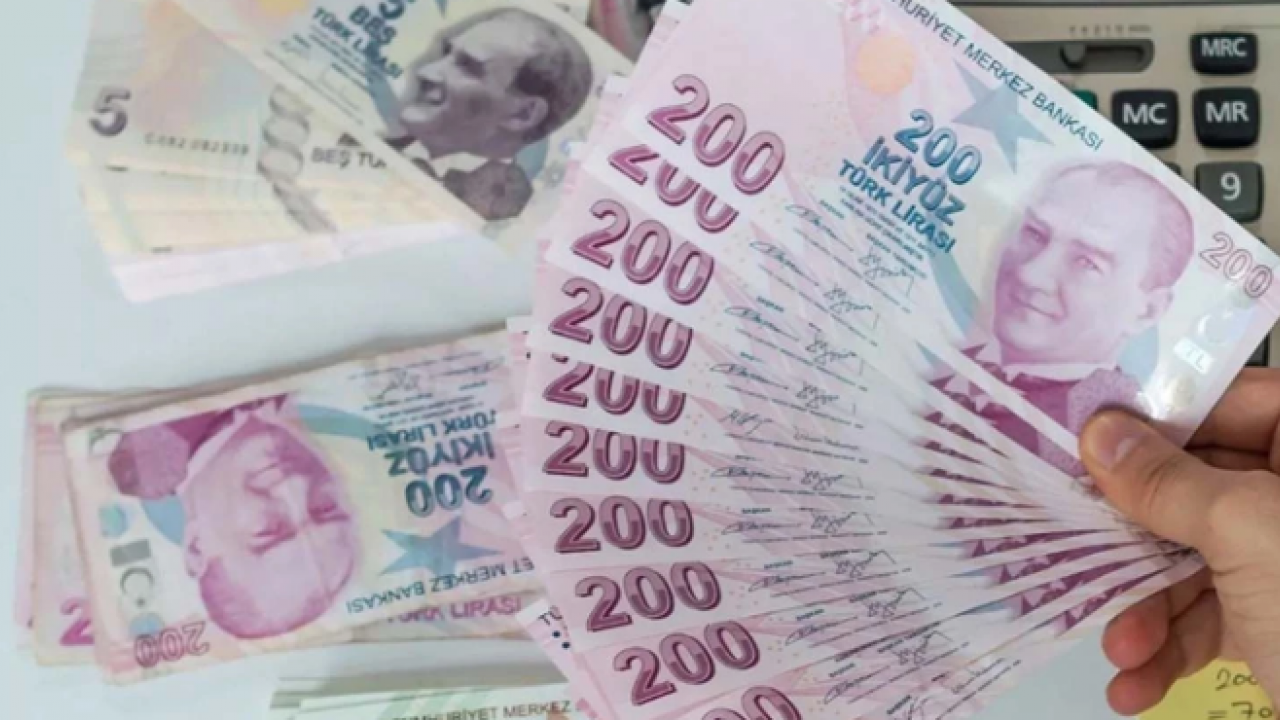Uzmanı enflasyon verileri sonrası açıklama yaptı! Emekli ve memur maaşları için dikkat çeken tahmin