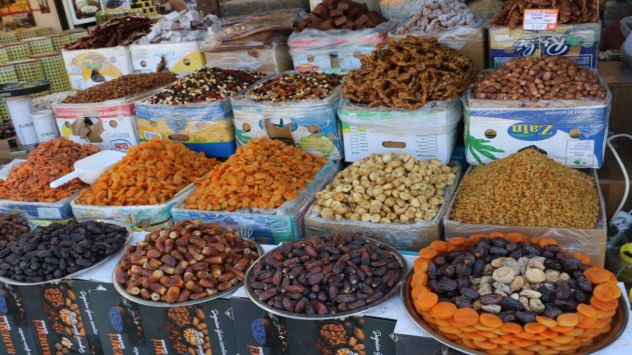 Foto - Uzmanı özellikle uyardı! İftar ve sahurda çok yemek yiyenler dikkat