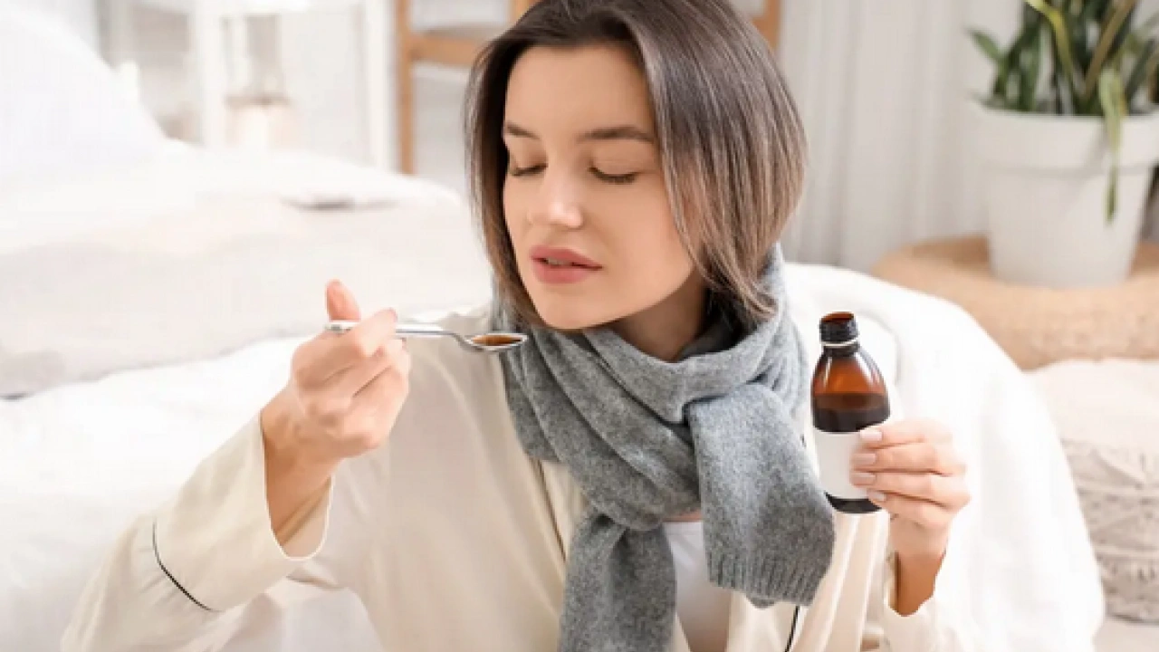 Foto - Uzmanı uyardı: Göğüs ağrısını asla hafife almayın! Öksürürken kaburgalarınız kırılabilir! Ciddiye alın