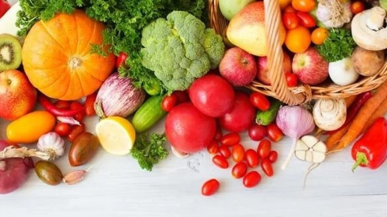 Foto - Uzmanından göz sağlığını koruyan çözüm! Bu besinler katarakt önlemeye destek oluyor