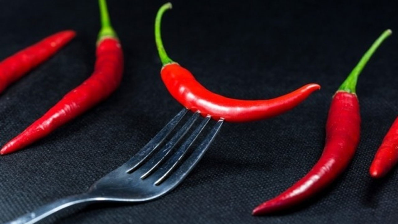 Uzmanlar açıkladı! Acı biber yemenin vücuda 5 etkisi