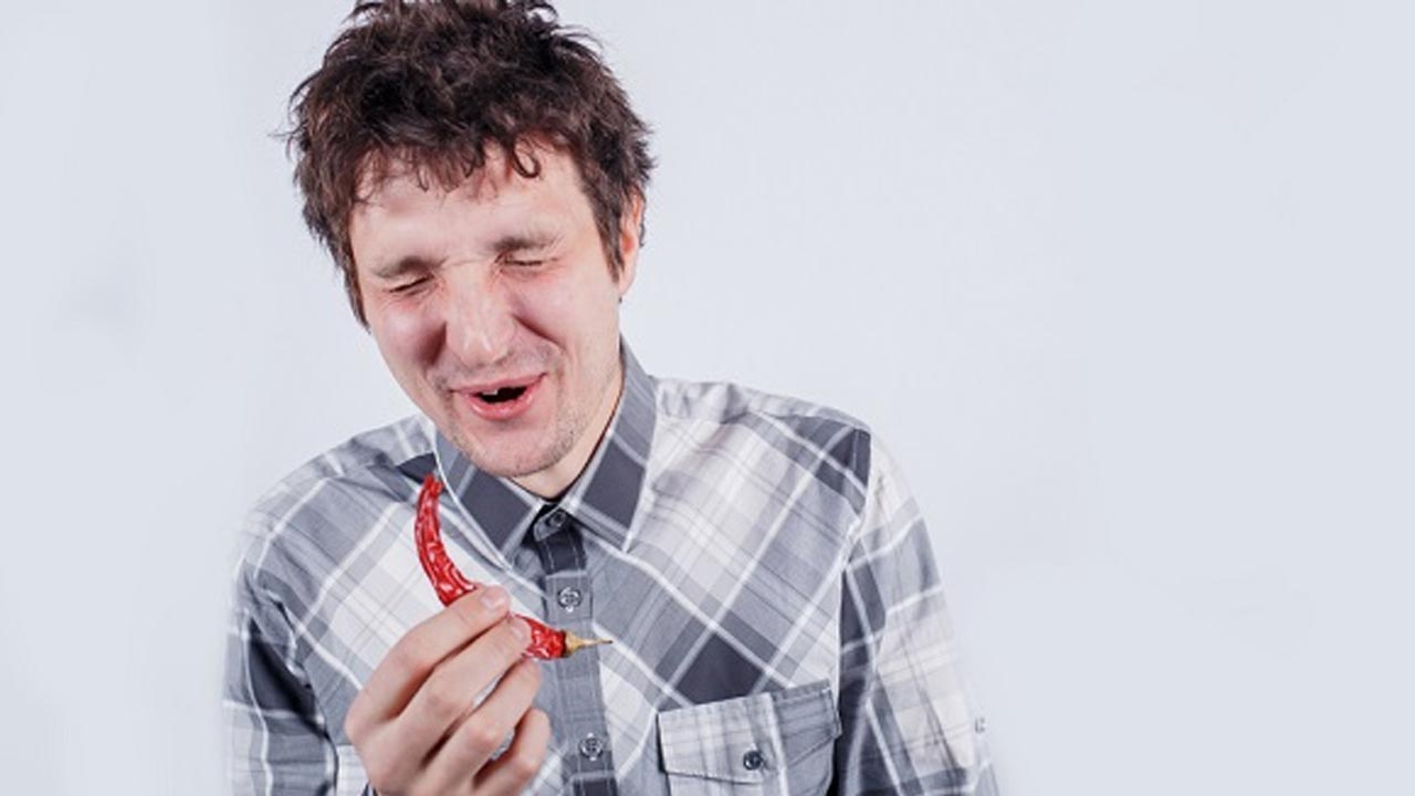 Foto - Uzmanlar açıkladı! Acı yediğimiz zaman burnumuz neden akar