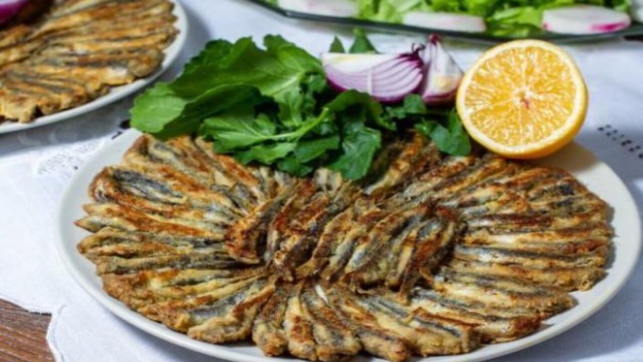 Foto - Uzmanlar açıkladı! İşte hamsiyi kılçığıyla yemenin faydaları