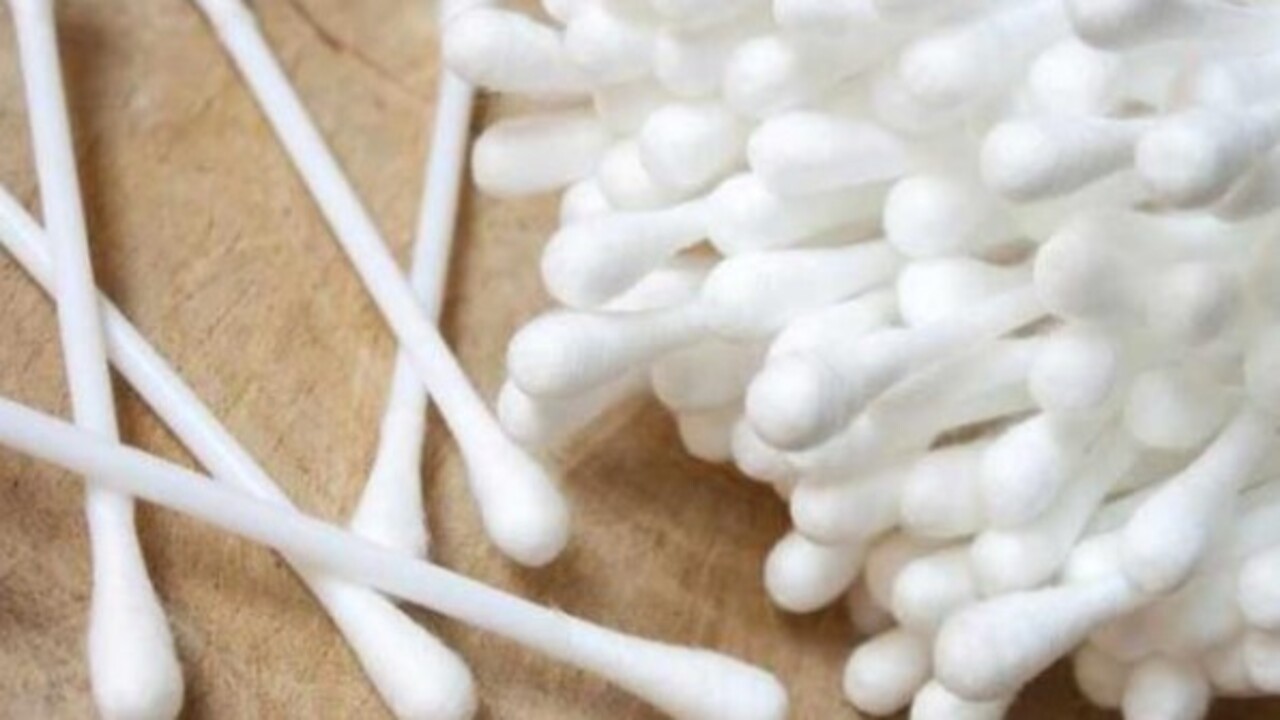 Foto - Uzmanlar açıkladı! Kulak çubuğu sağır eder mi?