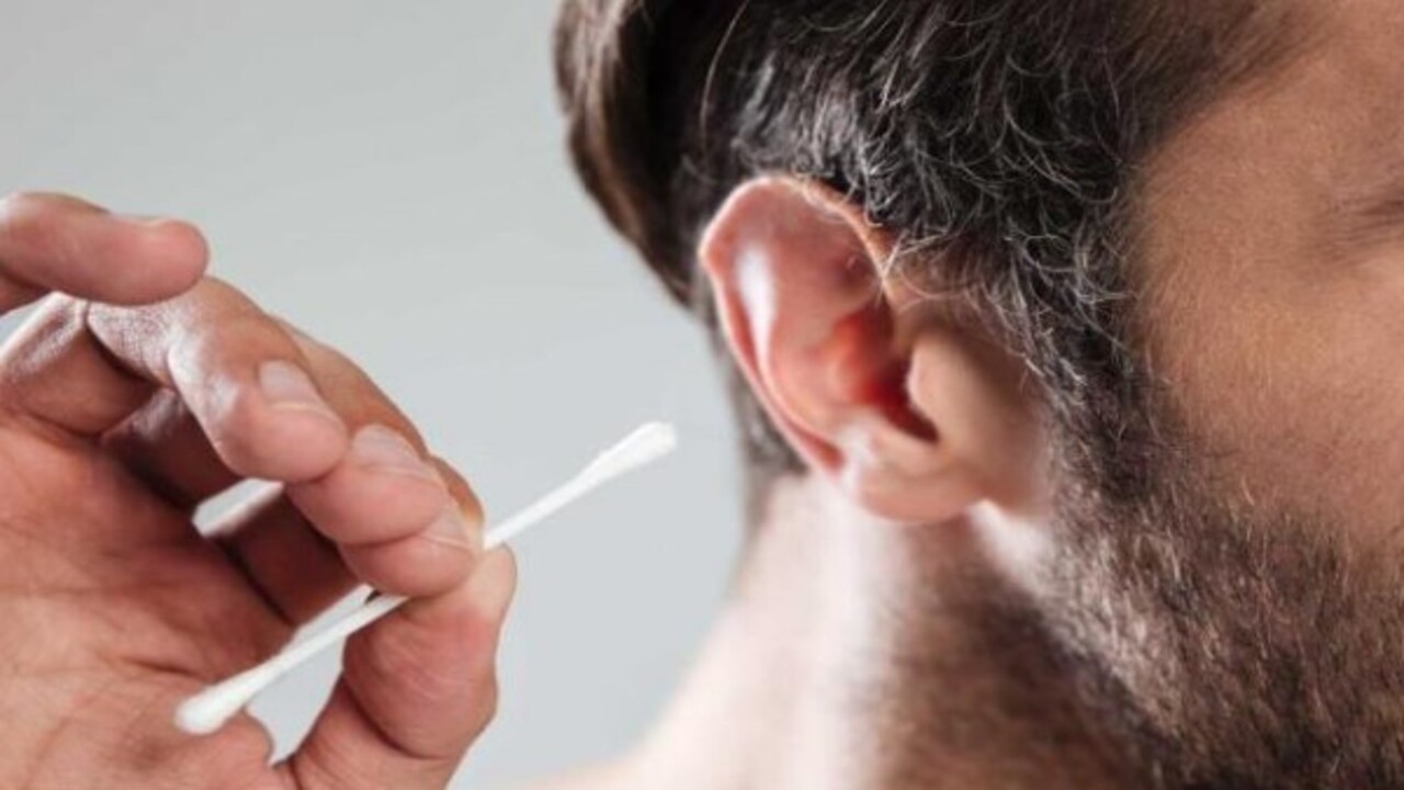 Foto - Uzmanlar açıkladı! Kulak çubuğu sağır eder mi?