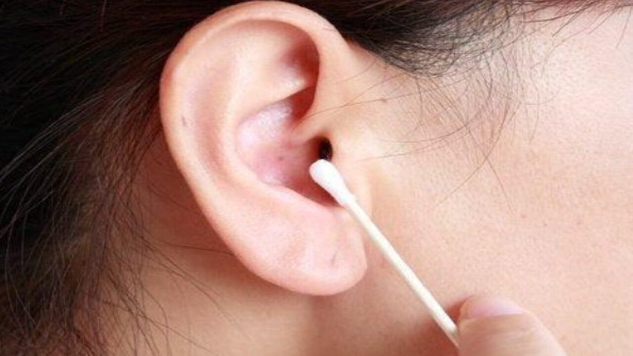 Foto - Uzmanlar açıkladı! Kulak çubuğu sağır eder mi?