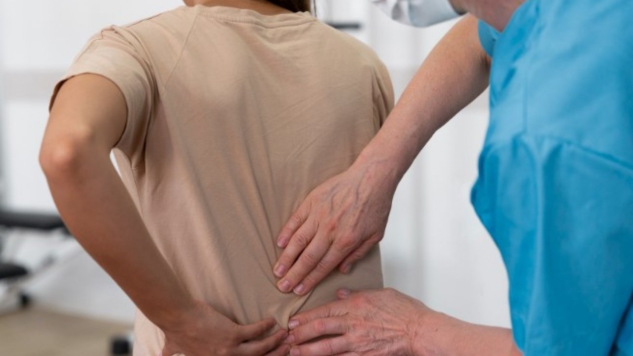 Foto - Uzmanlar gizli tehlikeyi açıkladı! Bel düzleşmesine dikkat