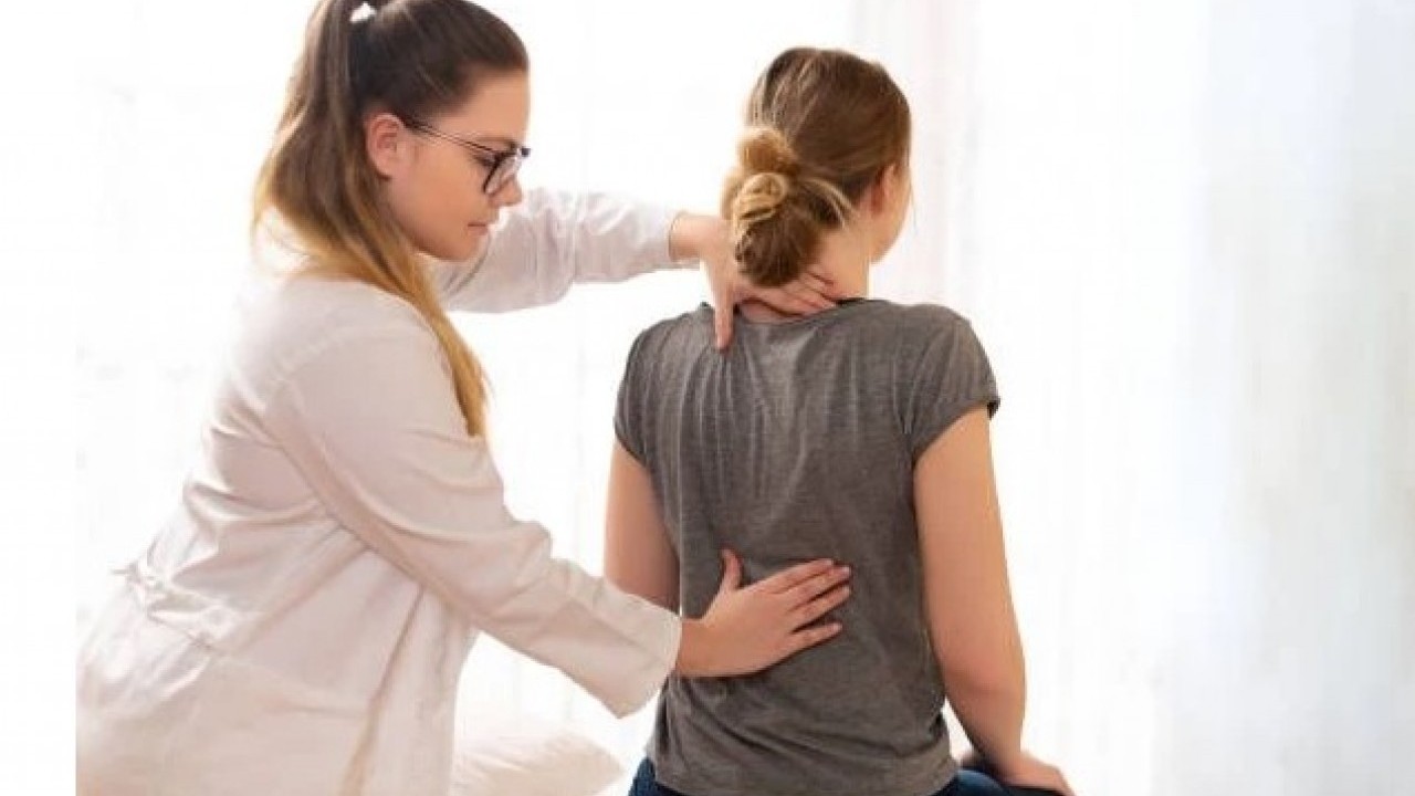 Foto - Uzmanlar gizli tehlikeyi açıkladı! Bel düzleşmesine dikkat