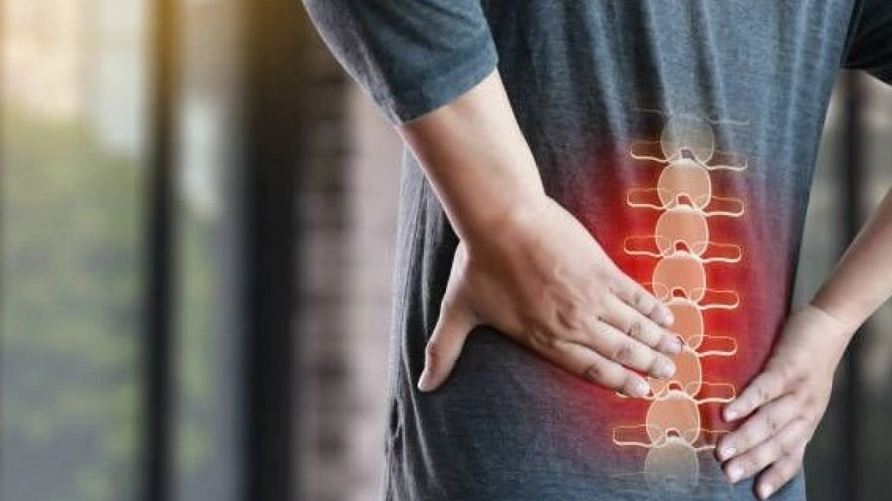 Foto - Uzmanlar gizli tehlikeyi açıkladı! Bel düzleşmesine dikkat