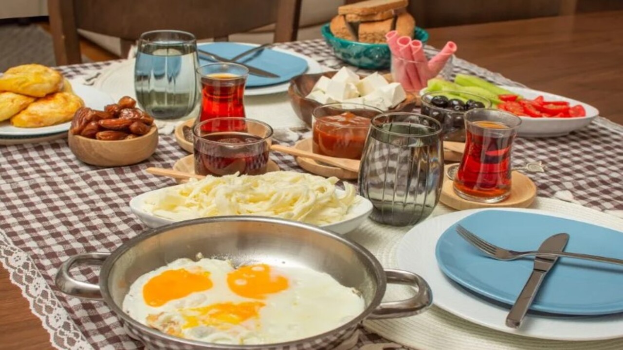 Foto - Uzmanlar tek tek sıraladı! Sahurda bunları yiyenler iftara kadar acıkmayacak