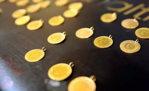 Foto - Uzmanlar üstüne basa basa uyardı: Altın fiyatları rekor üstüne rekor kırdı! Aylar sonra görülmemiş rakam