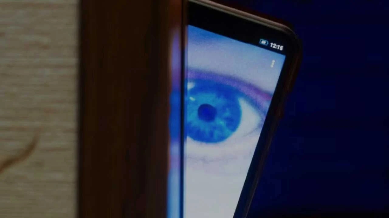 Foto - Uzmanlar uyardı: Bu 5 belirti varsa, telefonunuz gözetleniyor olabilir