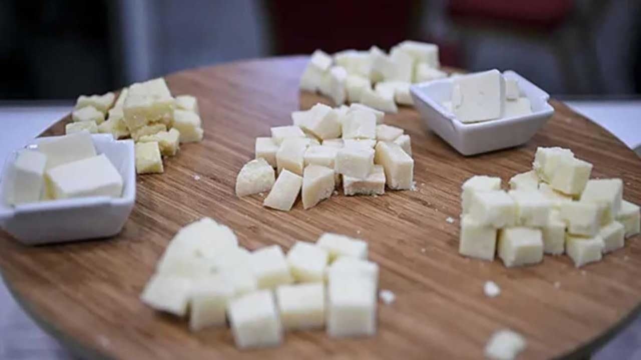 Uzmanlar uyardı! Uzak durulması gereken peynirler belli oldu