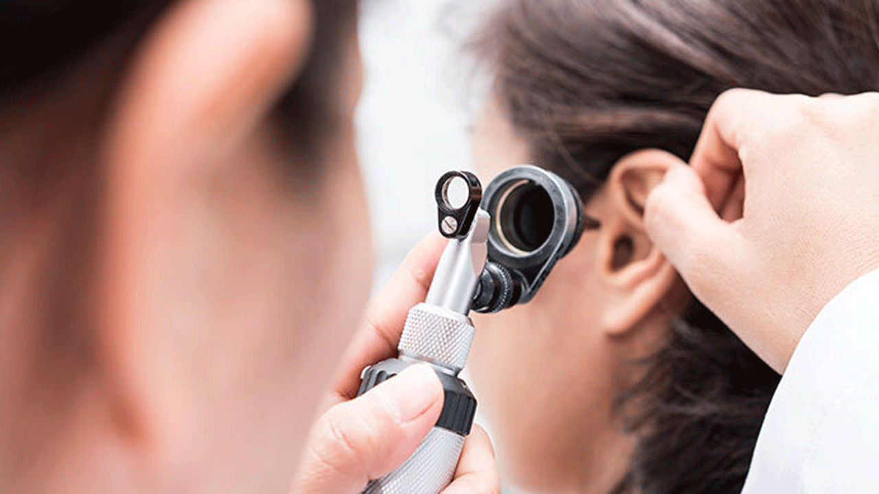 Foto - Uzmanından uyarı geldi: Geçmeyen kulak çınlamasına dikkat!