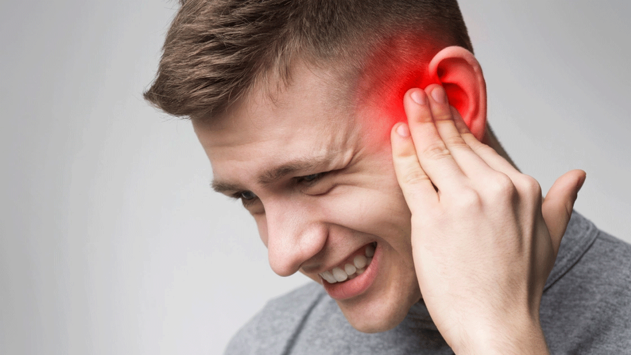 Uzmanından uyarı geldi: Geçmeyen kulak çınlamasına dikkat!