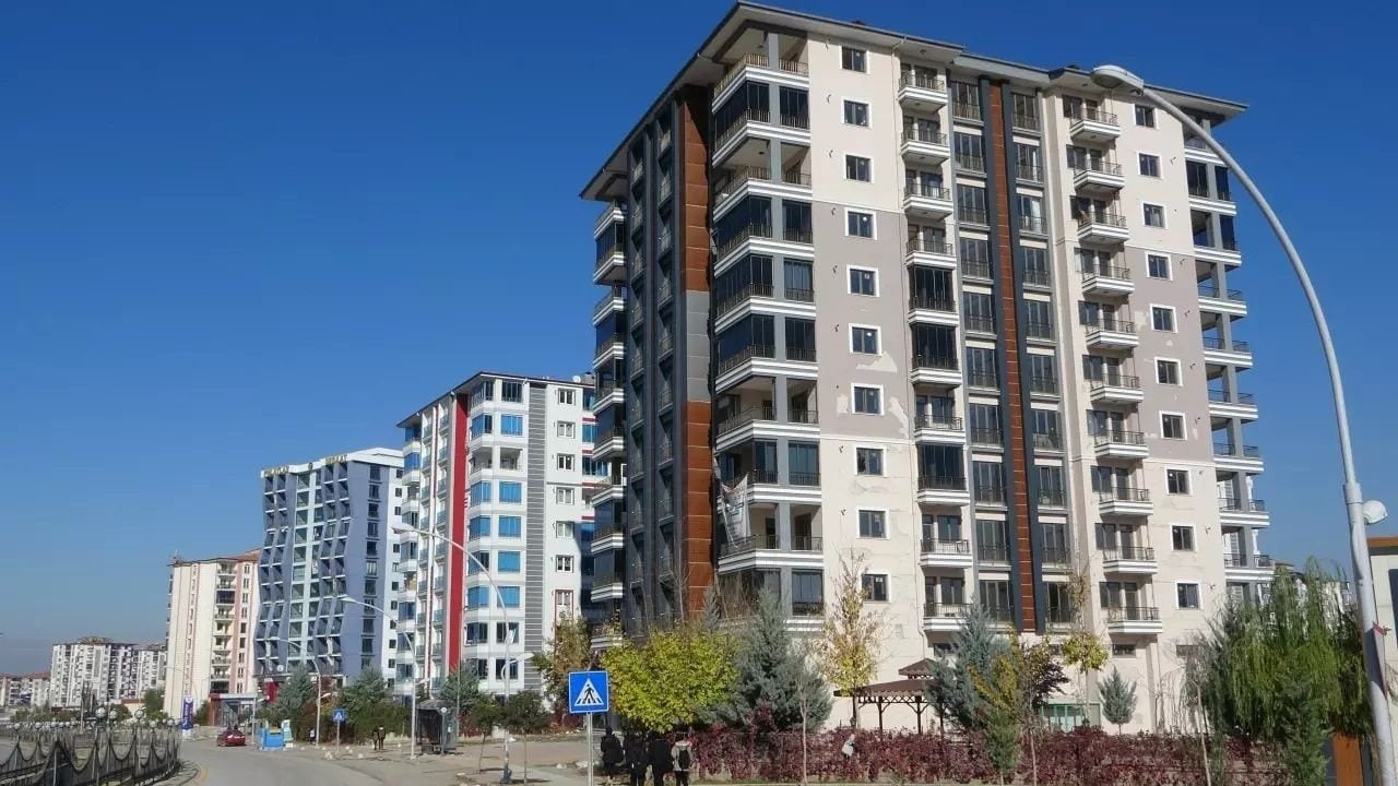 Foto - Uzmanlar uyarıp tarih verdi: Türkiye’nin en riskli 5 deprem şehri açıklandı, ilk 3 herkesi şoke etti