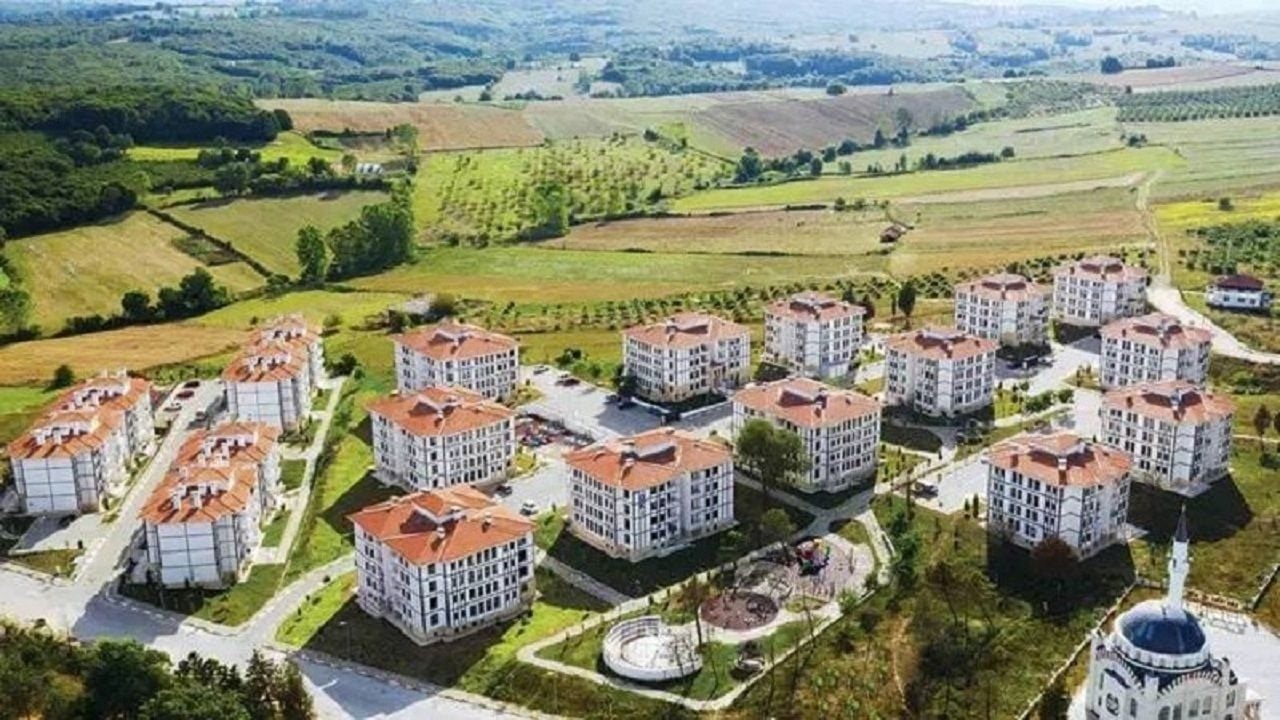 Foto - Uzmanlar uyarıp tarih verdi: Türkiye’nin en riskli 5 deprem şehri açıklandı, ilk 3 herkesi şoke etti