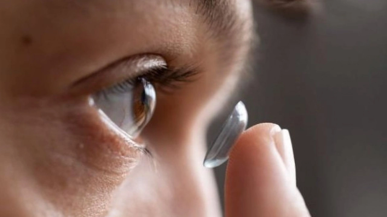 Foto - Uzmanlar zararını açıkladı! Lens kullananlar dikkat