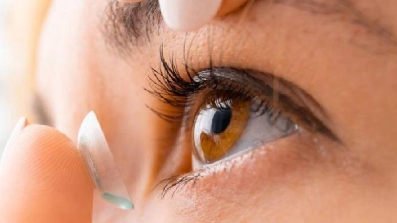 Foto - Uzmanlar zararını açıkladı! Lens kullananlar dikkat