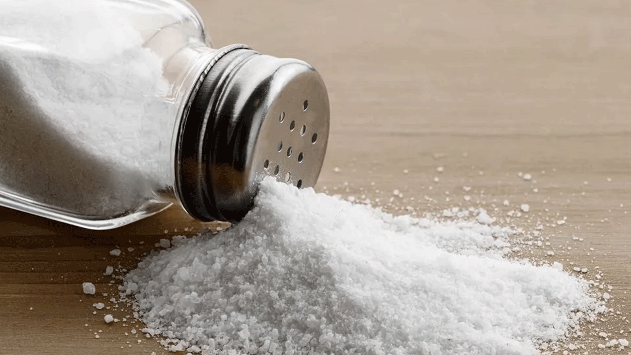 Foto - Uzmanlardan tavsiye geldi: Pencere kenarına bir kase tuz koyun, sonrasını izleyin