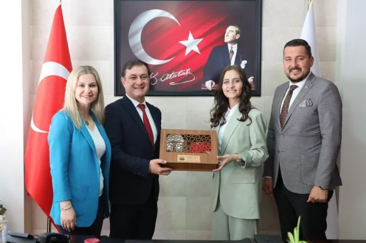 Foto - Üzüm üzüme baka baka kararırmış! CHP de kararmaya başladı