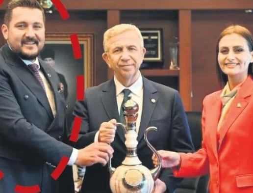 Foto - Üzüm üzüme baka baka kararırmış! CHP de kararmaya başladı