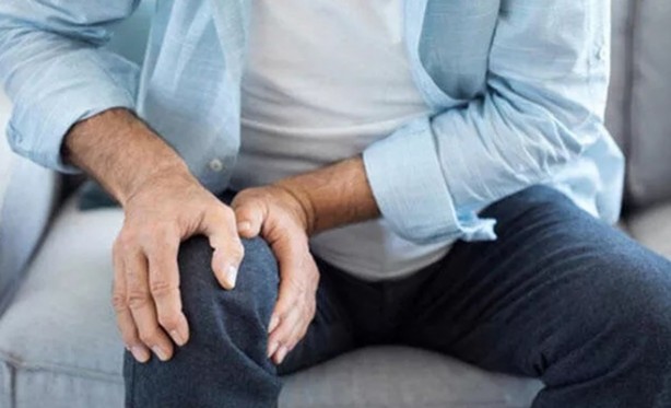 Foto - Uzun süre devam eden diz ağrılarına dikkat!