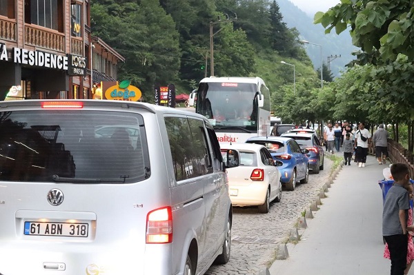 Foto - Uzungöl'de bayram bereketi