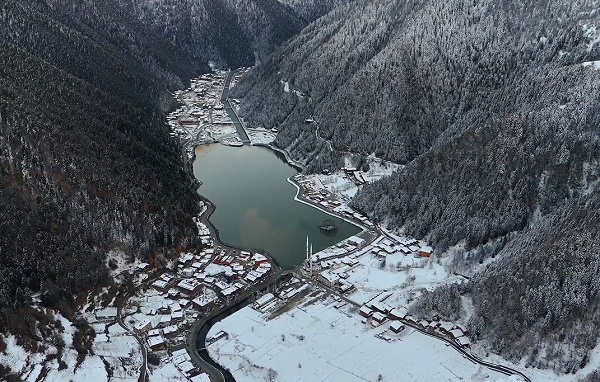 Foto - Uzungöl’den kar manzaraları