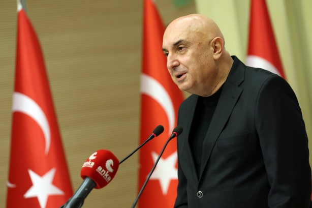 Foto - Vah Engin’im vah! Sen bu hallere düşecek adam mıydın