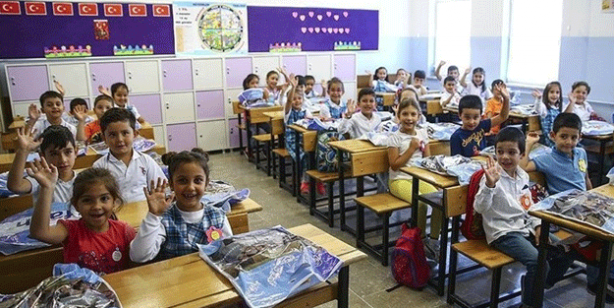 Vah Türkiye’m vah! Milli Eğitim’i yabancılara teslim edecekmiş