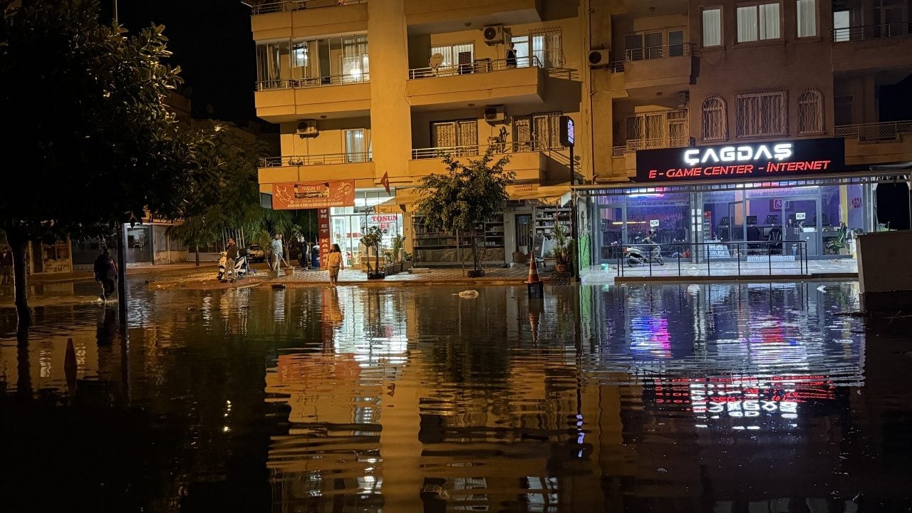 Foto - Vahap da beceremedi Gülşah da... Mersin'in hali içler acısı!