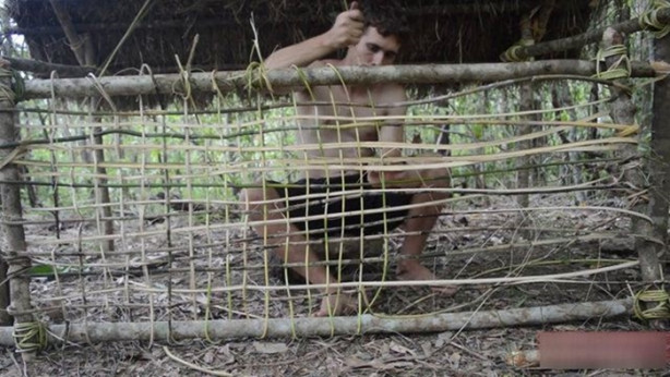 Foto - Vahşi ortamda rahat uyumak için bakın ne yaptı!